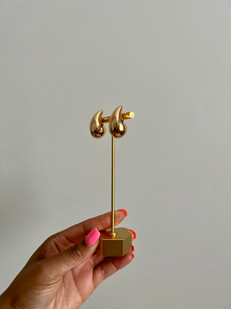 stassi earrings | gold